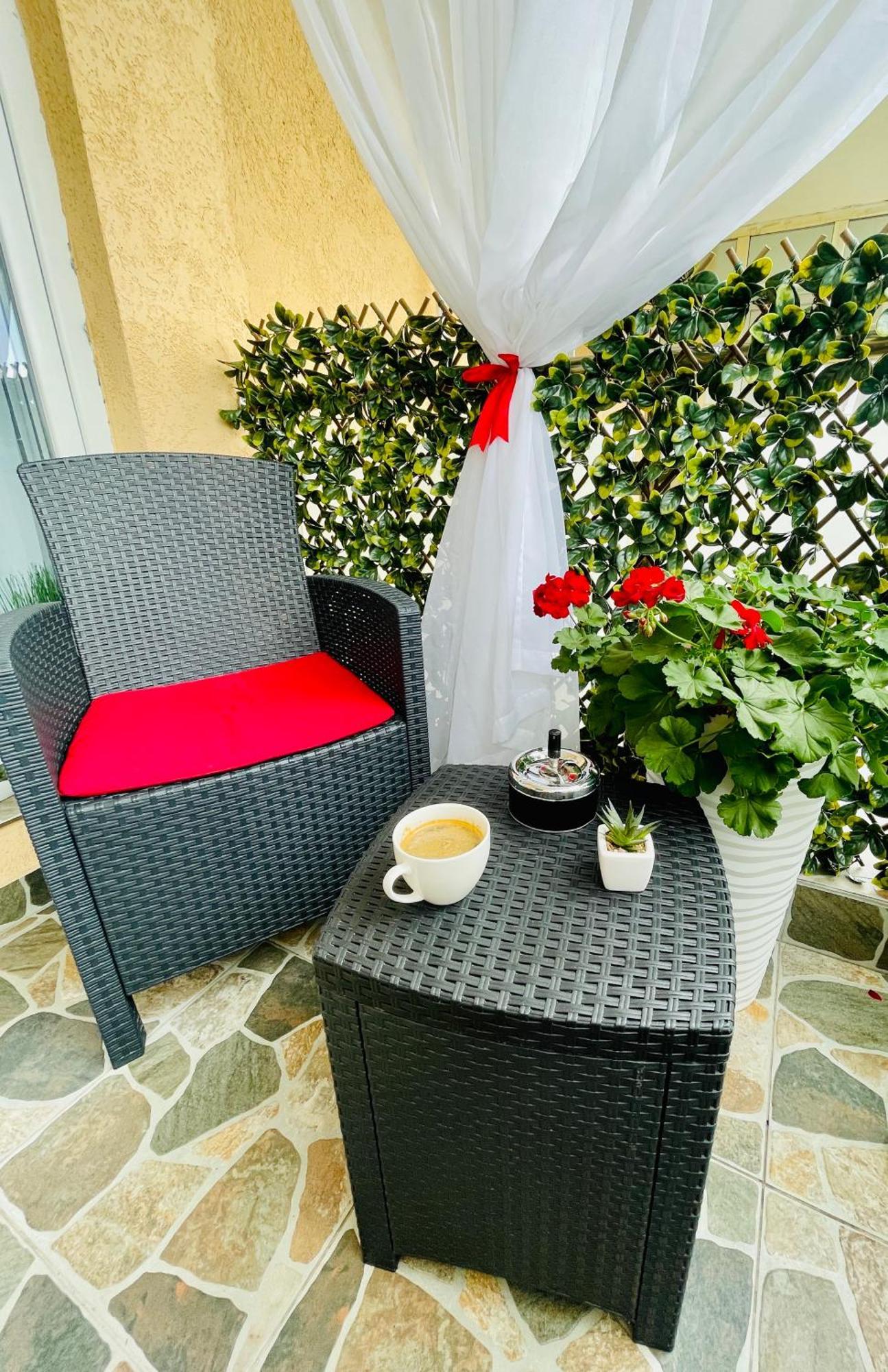 Appartement Aici Te Simti Ca Acasa à Iasi Extérieur photo