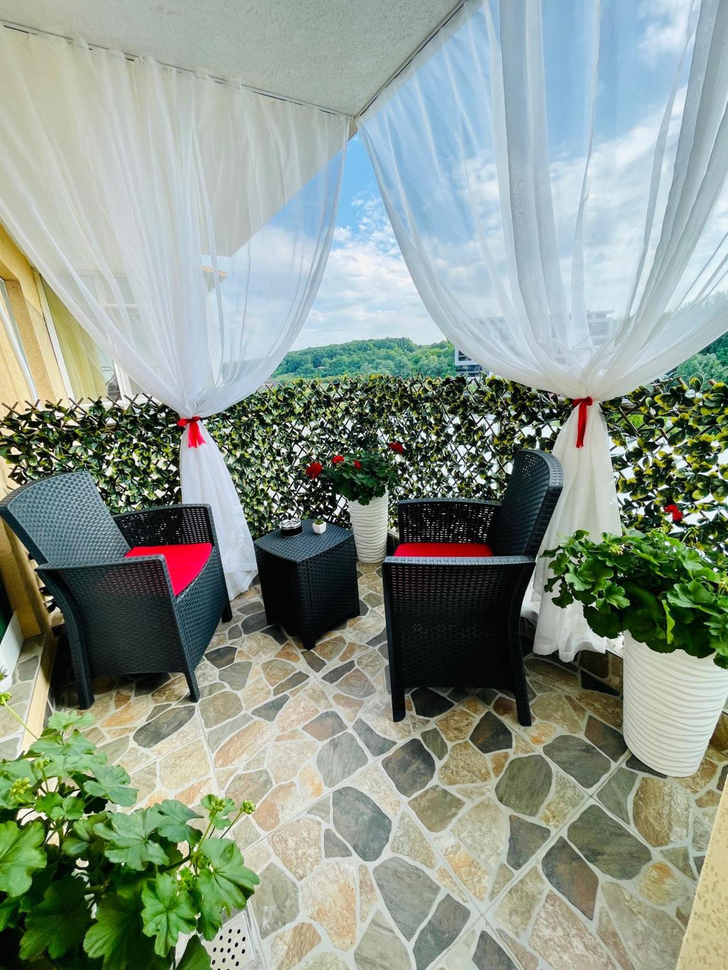 Appartement Aici Te Simti Ca Acasa à Iasi Extérieur photo