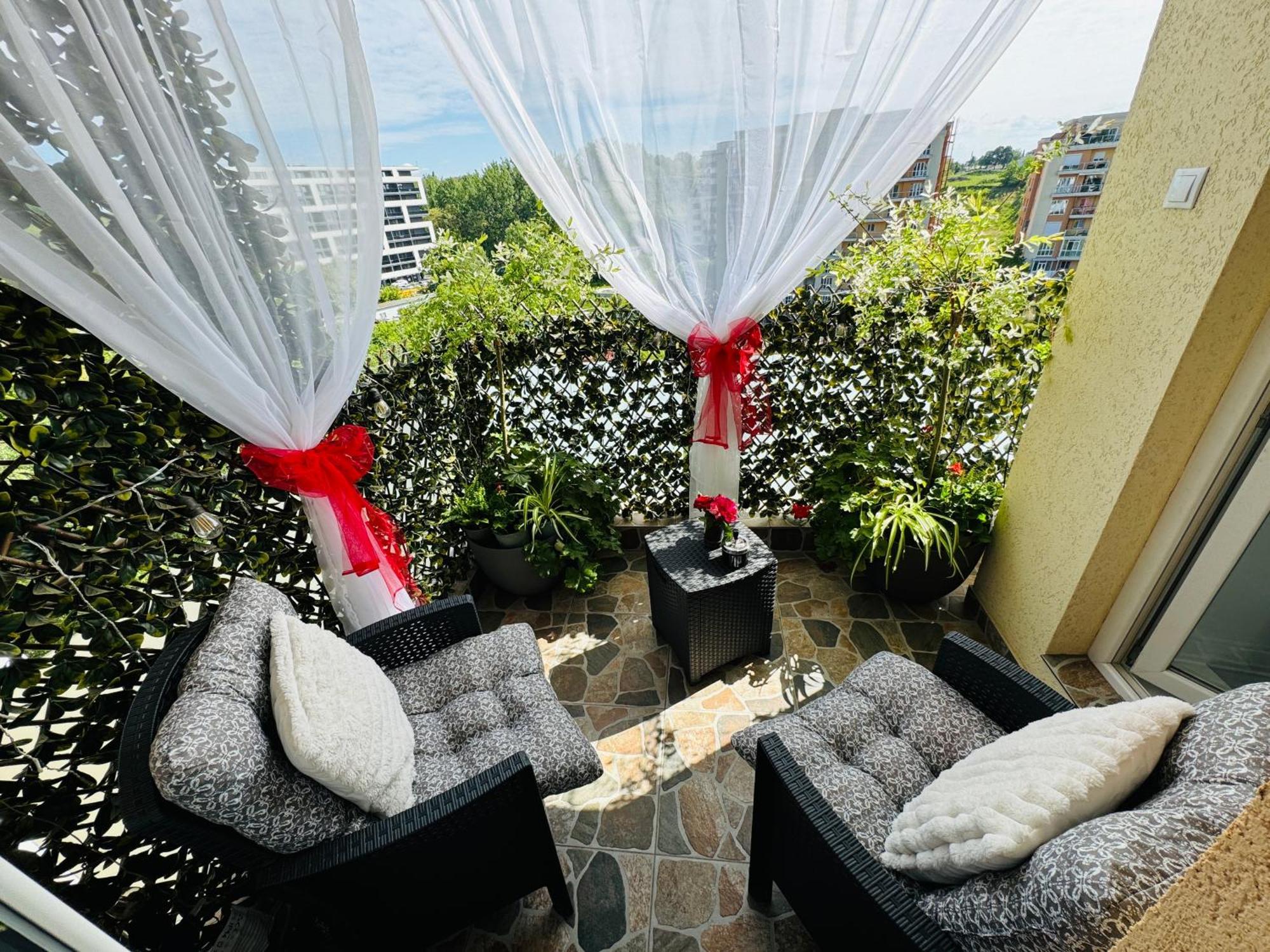 Appartement Aici Te Simti Ca Acasa à Iasi Extérieur photo